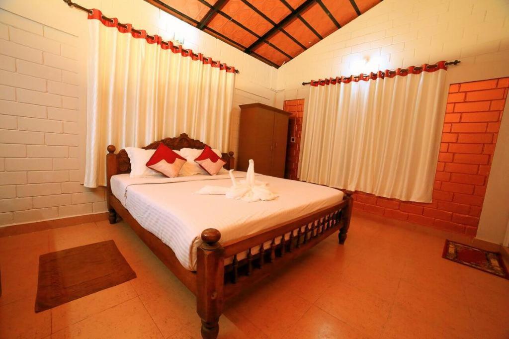 Emarald Wild West Hotell Sultans Battery Exteriör bild
